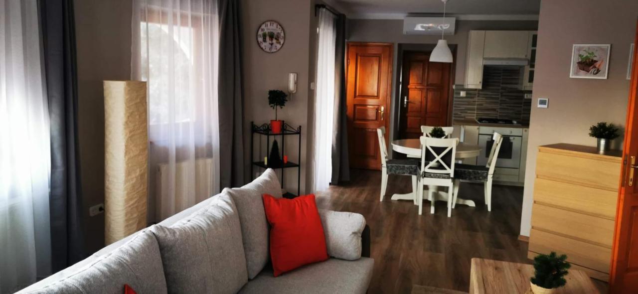 Pannonia Apartman Ostrzyhom Zewnętrze zdjęcie