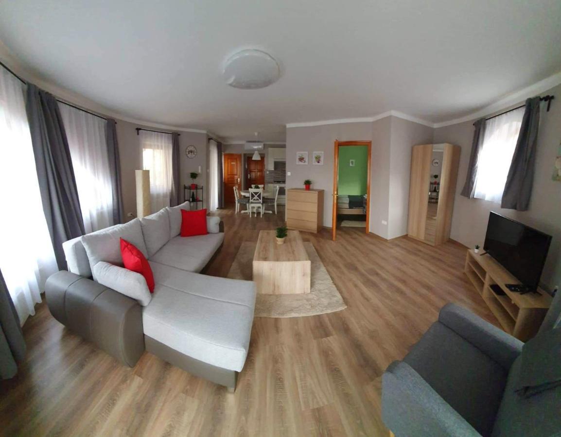 Pannonia Apartman Ostrzyhom Zewnętrze zdjęcie