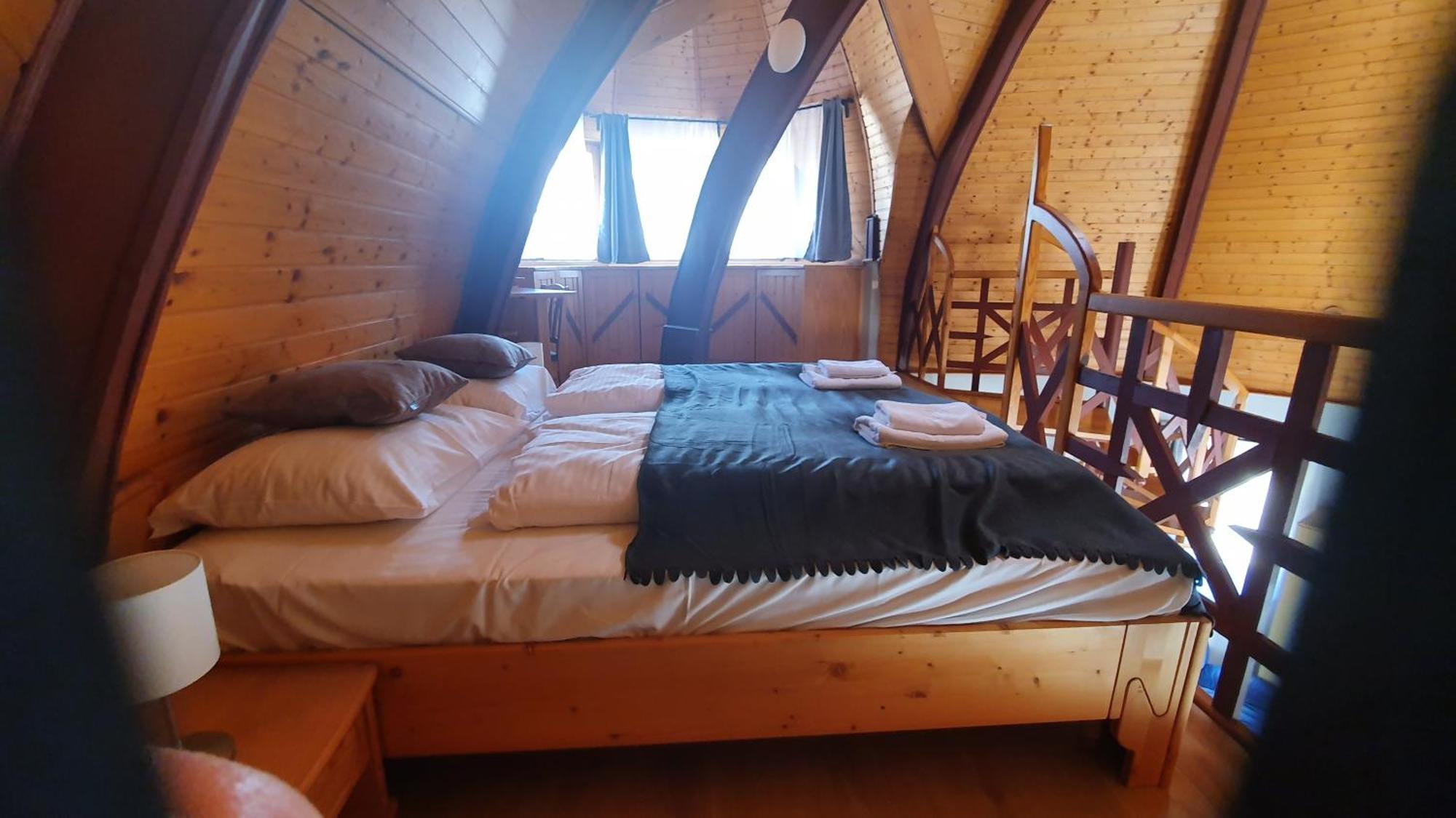 Pannonia Apartman Ostrzyhom Pokój zdjęcie